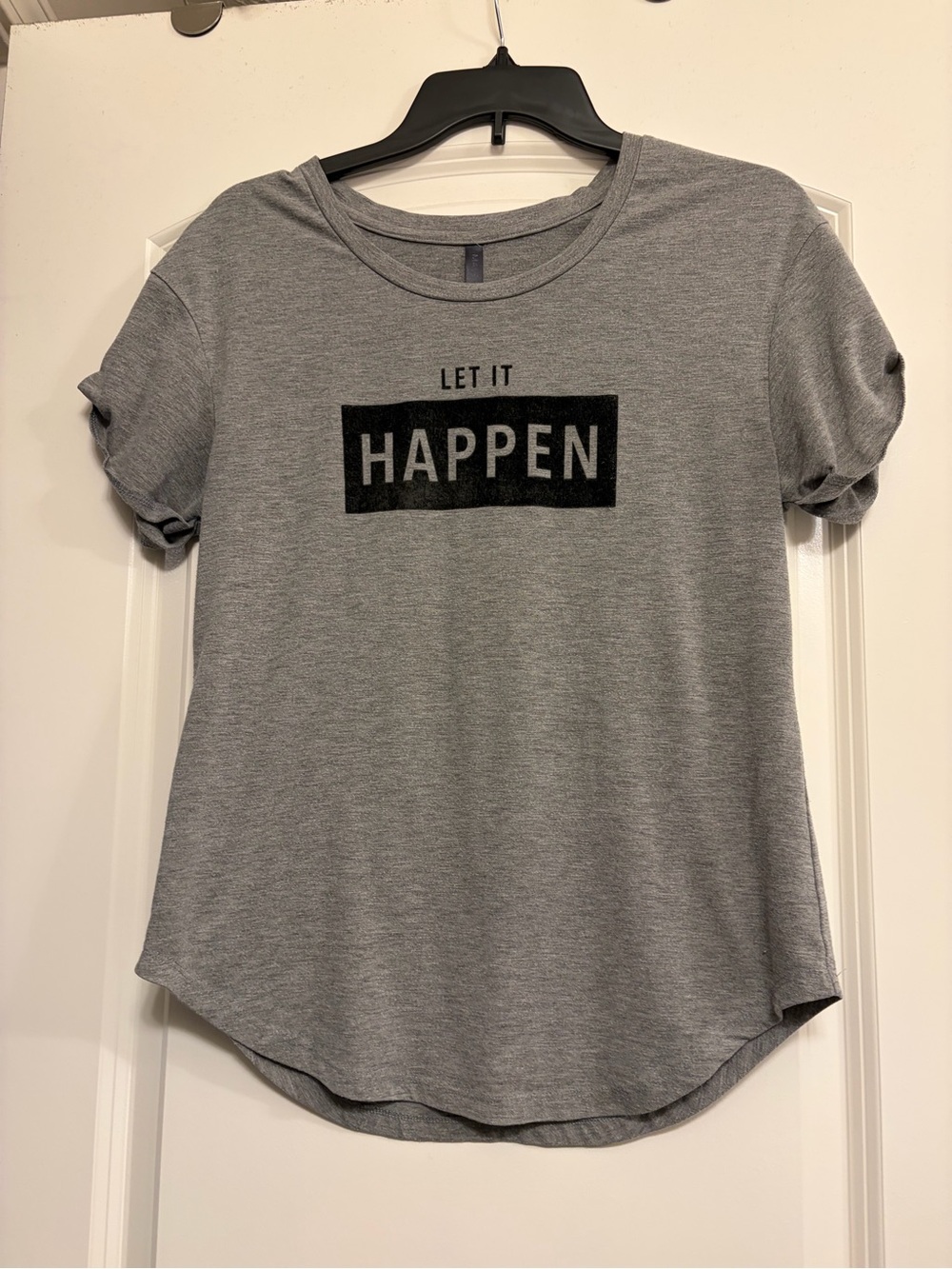 Massini Gray 'Let It Happen' Short Sleeve Graphic Tee